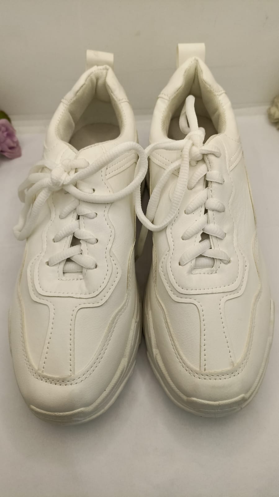 Shoe
